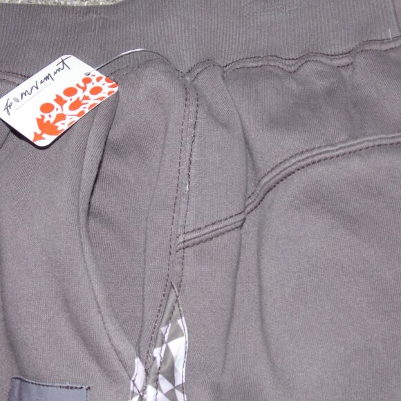 NWT-Free People Snow Flake Joggers Size XS - Picture 8 of 12